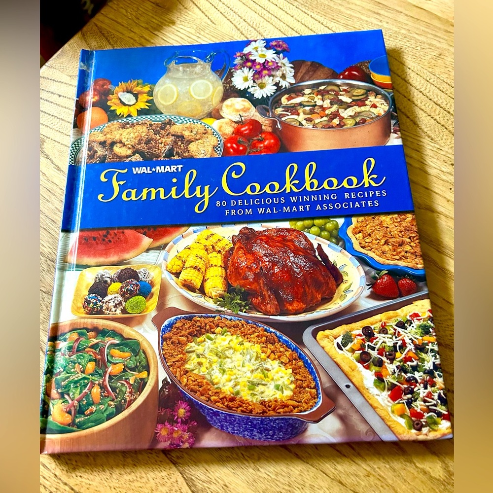 Wal-Mart Family Cookbook  2001 first printing